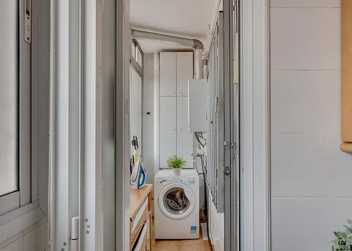 4 Bedroom High-rise Amazing Views! * Barcellona