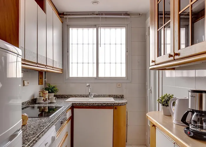 4 Bedroom High-rise Amazing Views! Appartamento *