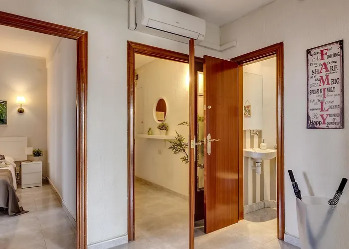 4 Bedroom High-rise Amazing Views! Appartamento *