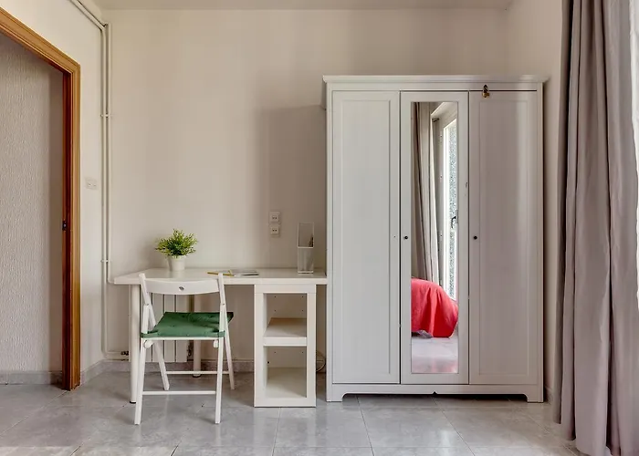 Appartamento 4 Bedroom High-rise Amazing Views! *